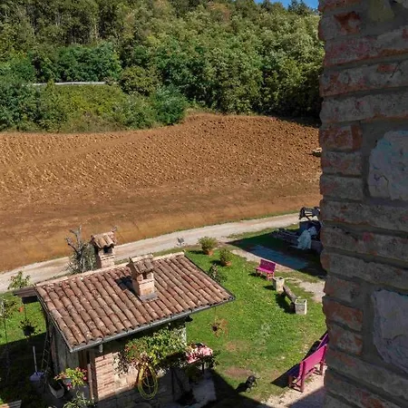 Podere P Ratizzoli Ii Piano